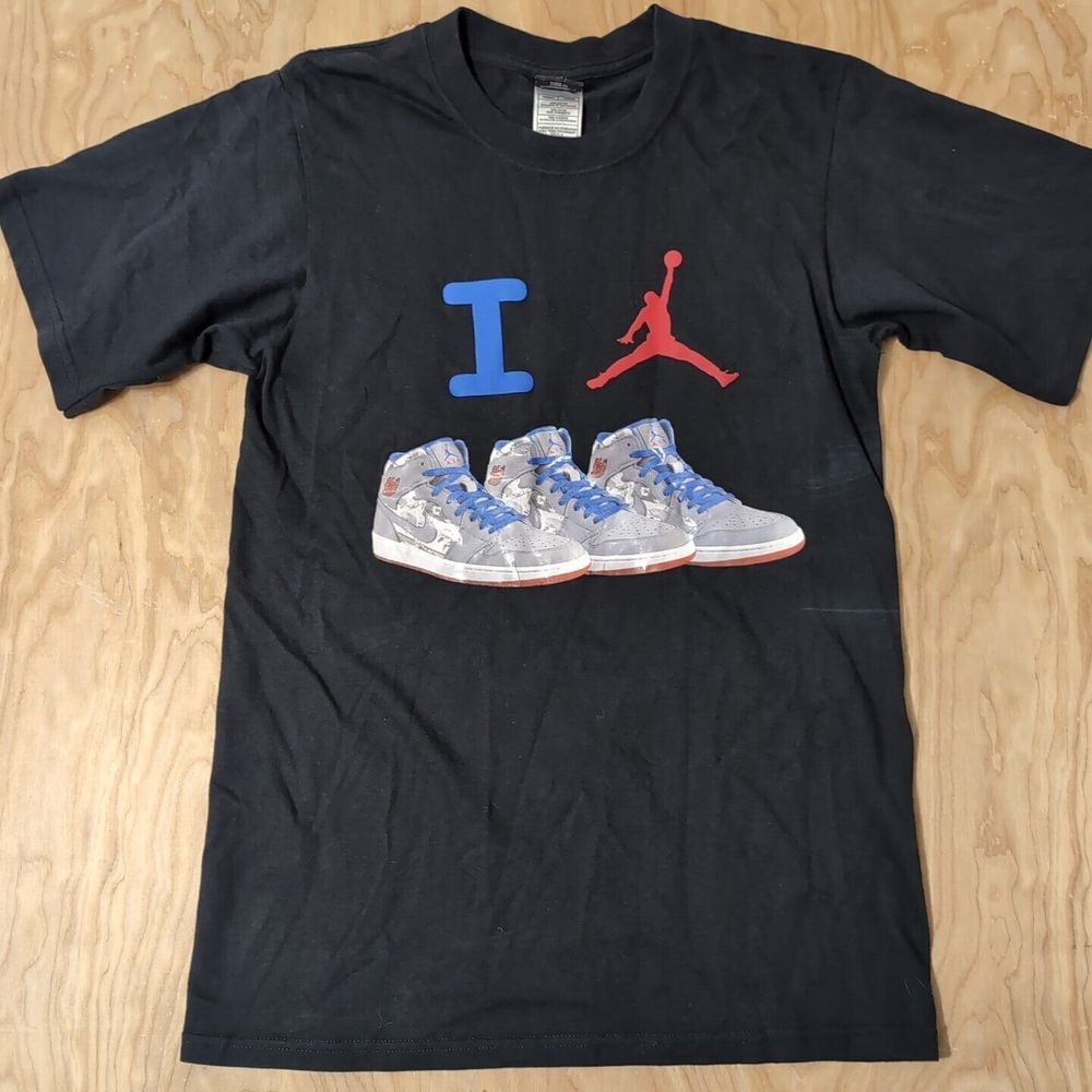 VINTAGE NIKE AIR JORDAN I, MEN'S T-SHIRT SIZE Sm, BLACK